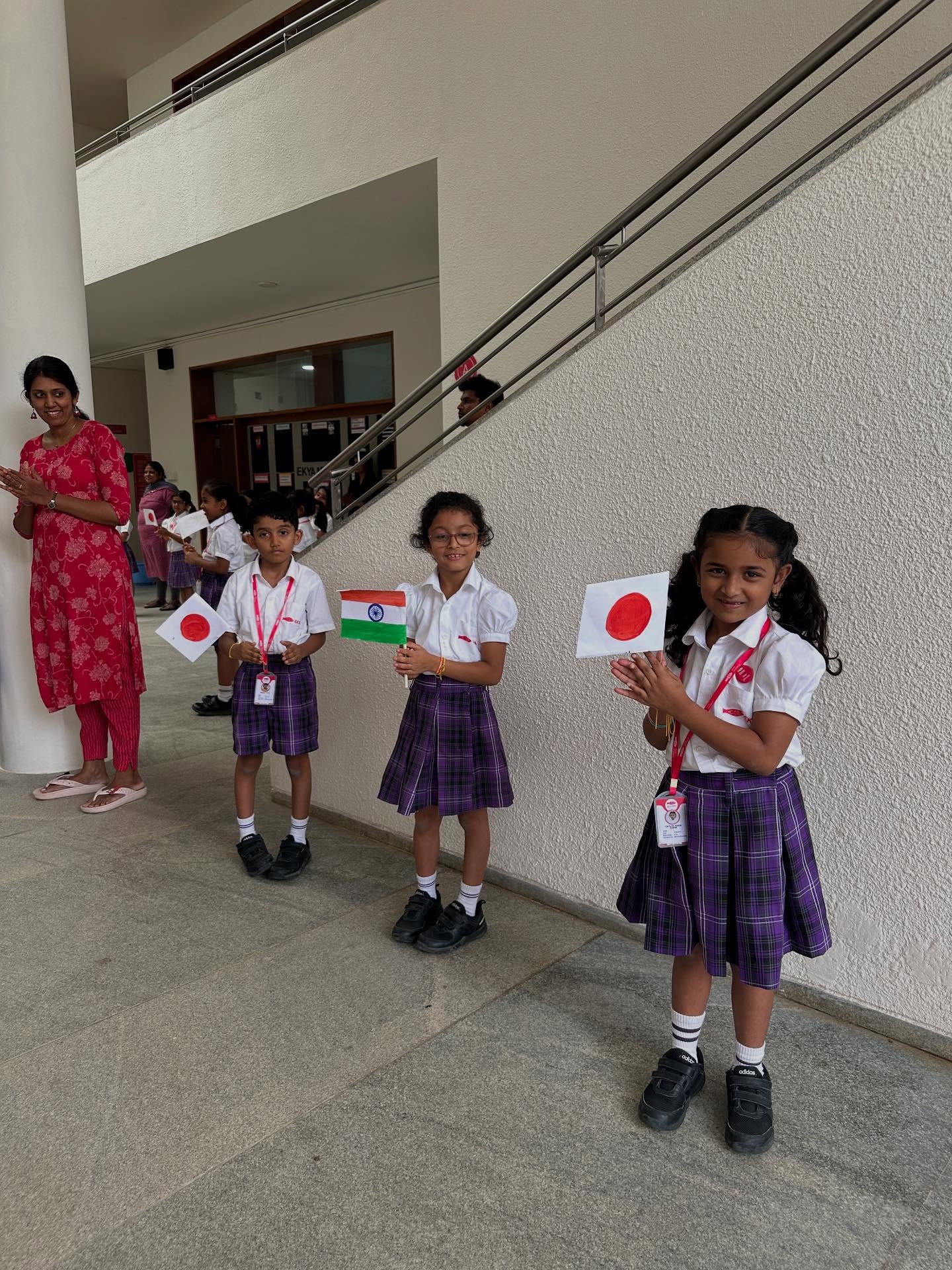 6人の画像のようです