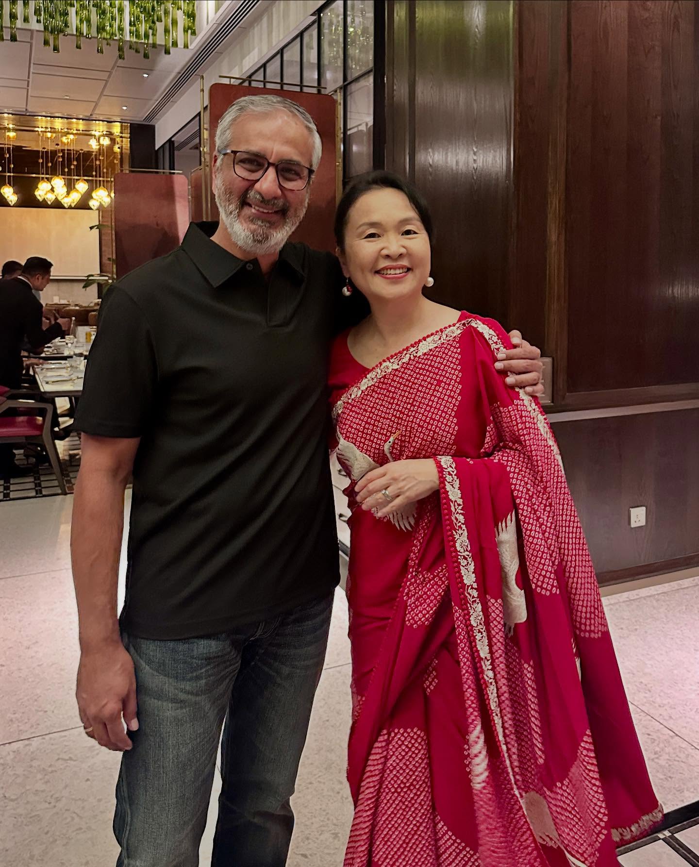 2人の画像のようです