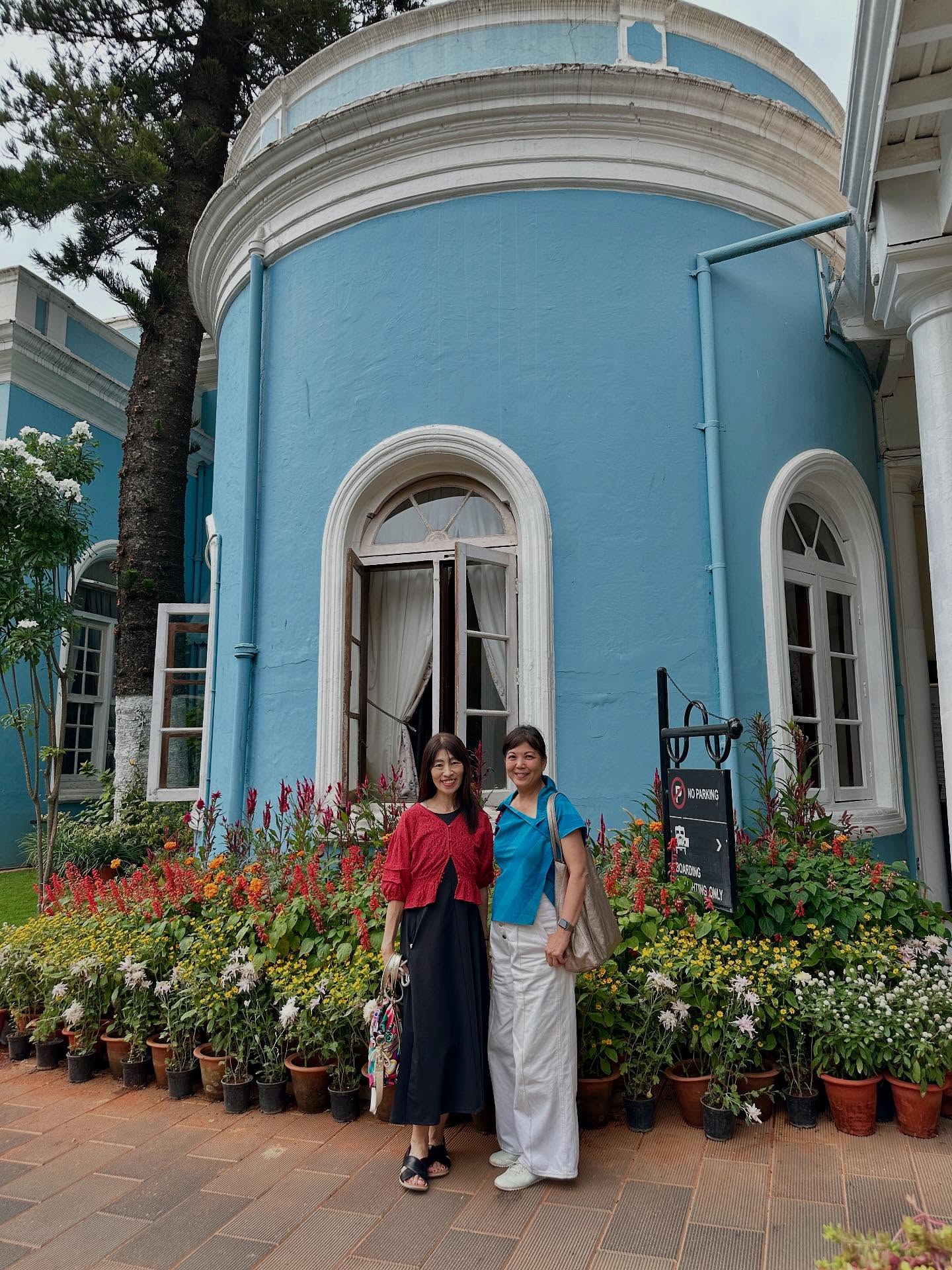 2人の画像のようです