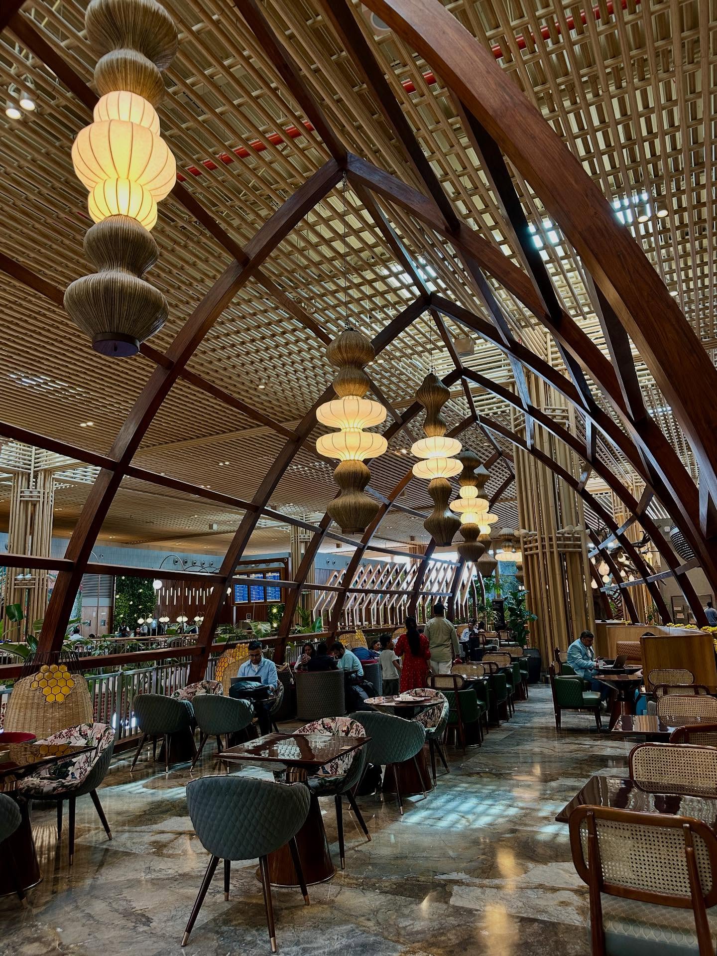 2人の画像のようです