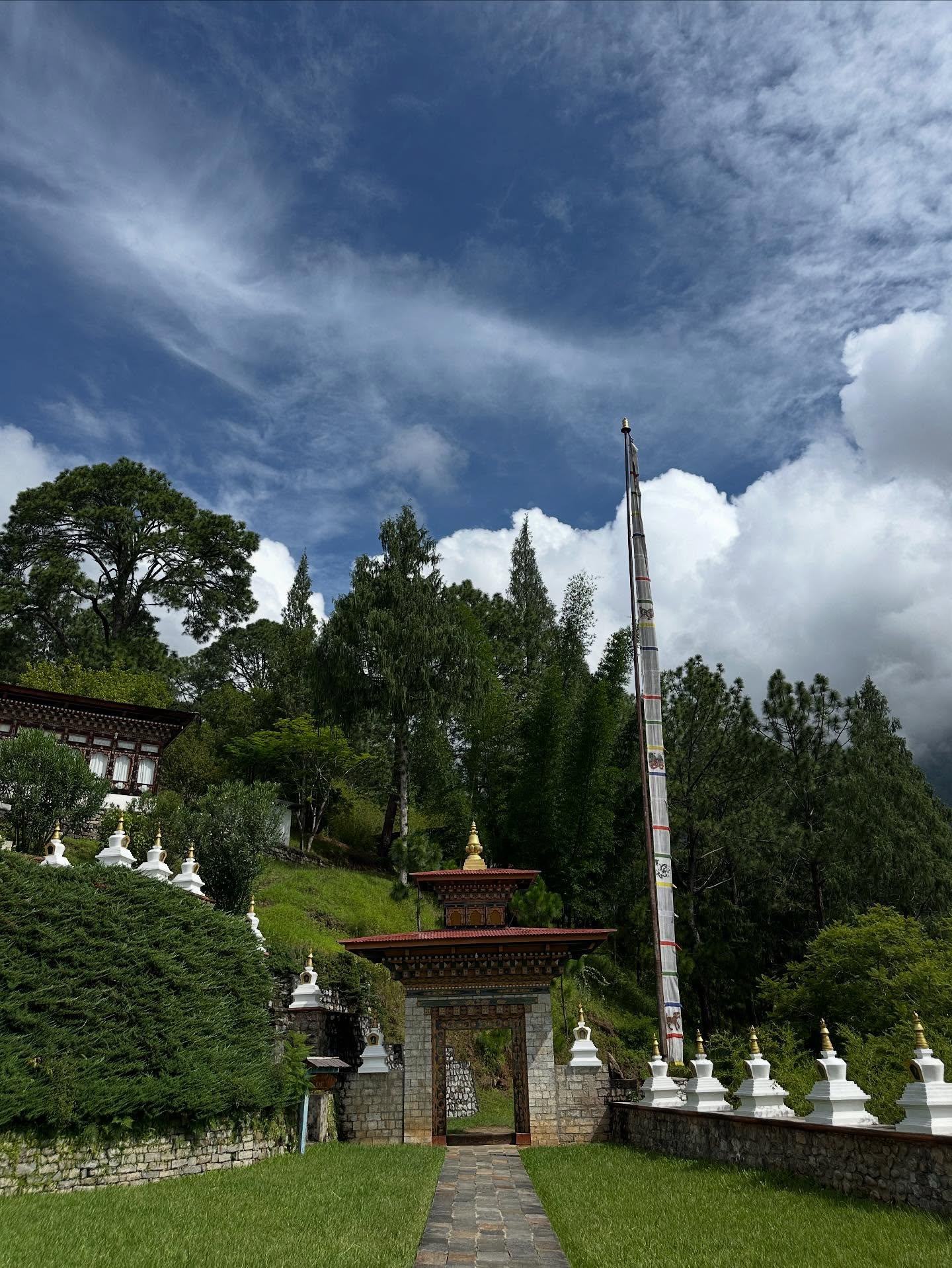 寺院の画像のようです