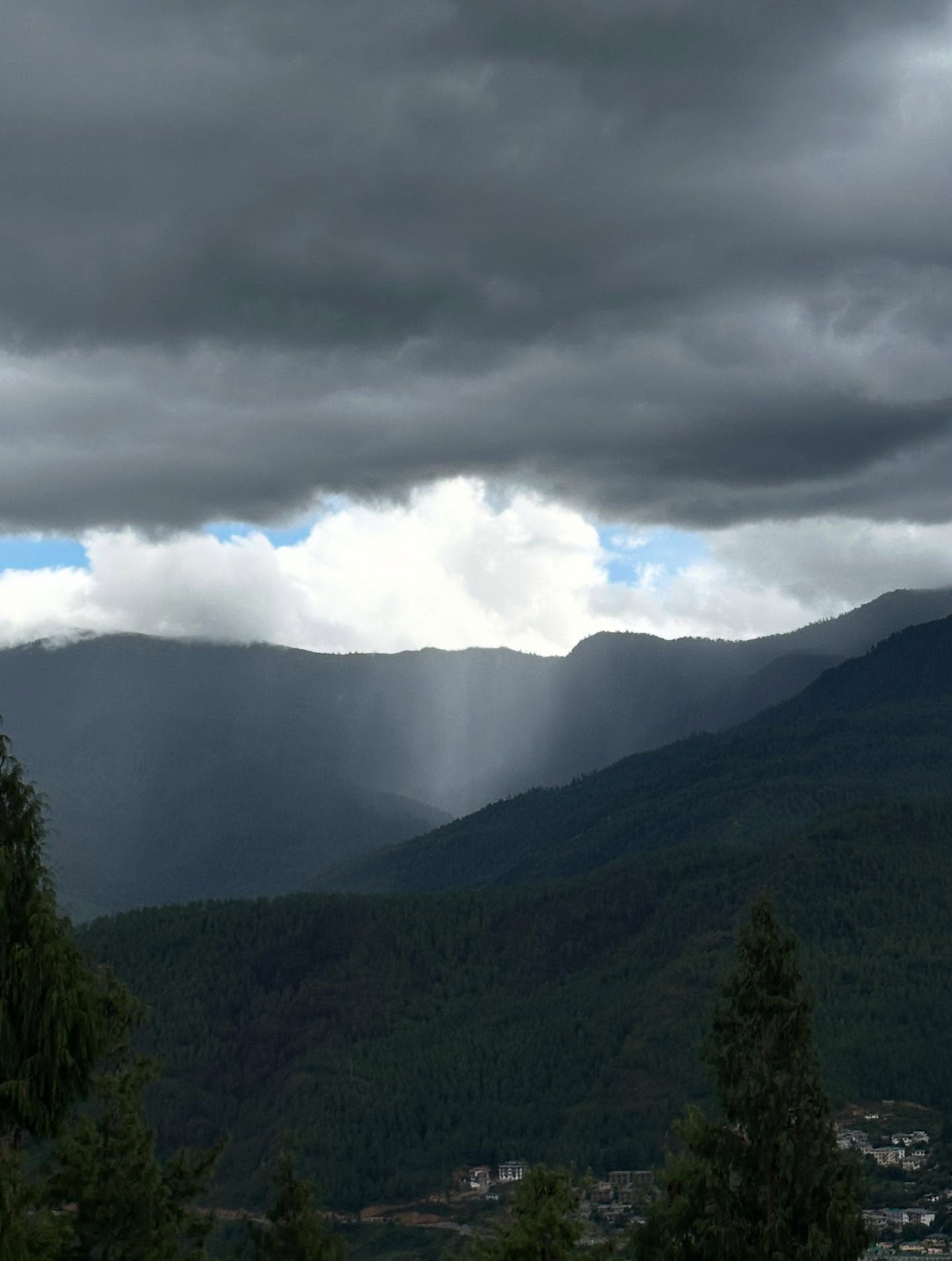 雲の画像のようです