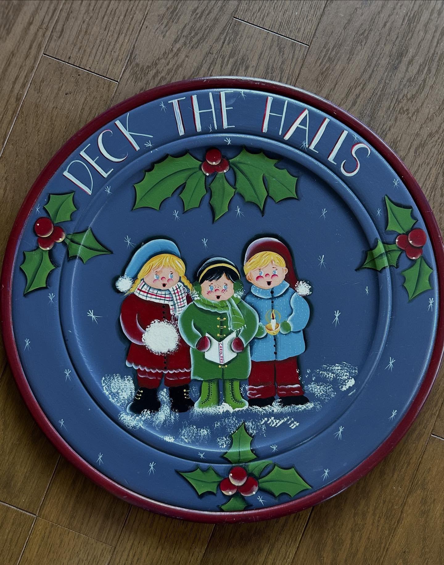 ジンジャーブレッドクッキー、、「DECK THE HALLS ※ CALL 楽」というテキストの画像のようです