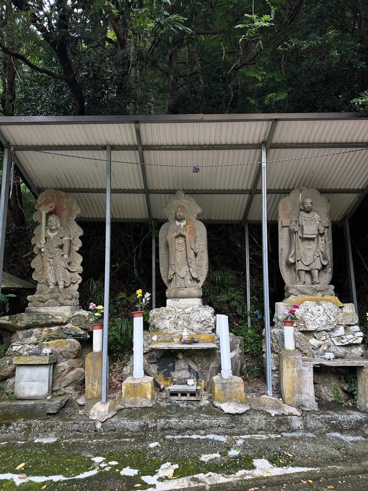 記念碑、寺院の画像のようです