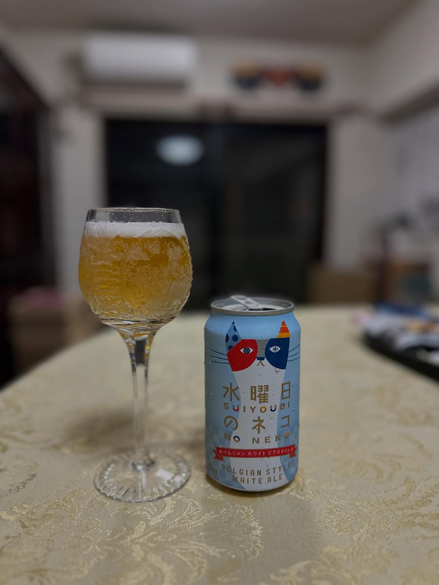 ビール、エール、ビール、テキストの画像のようです