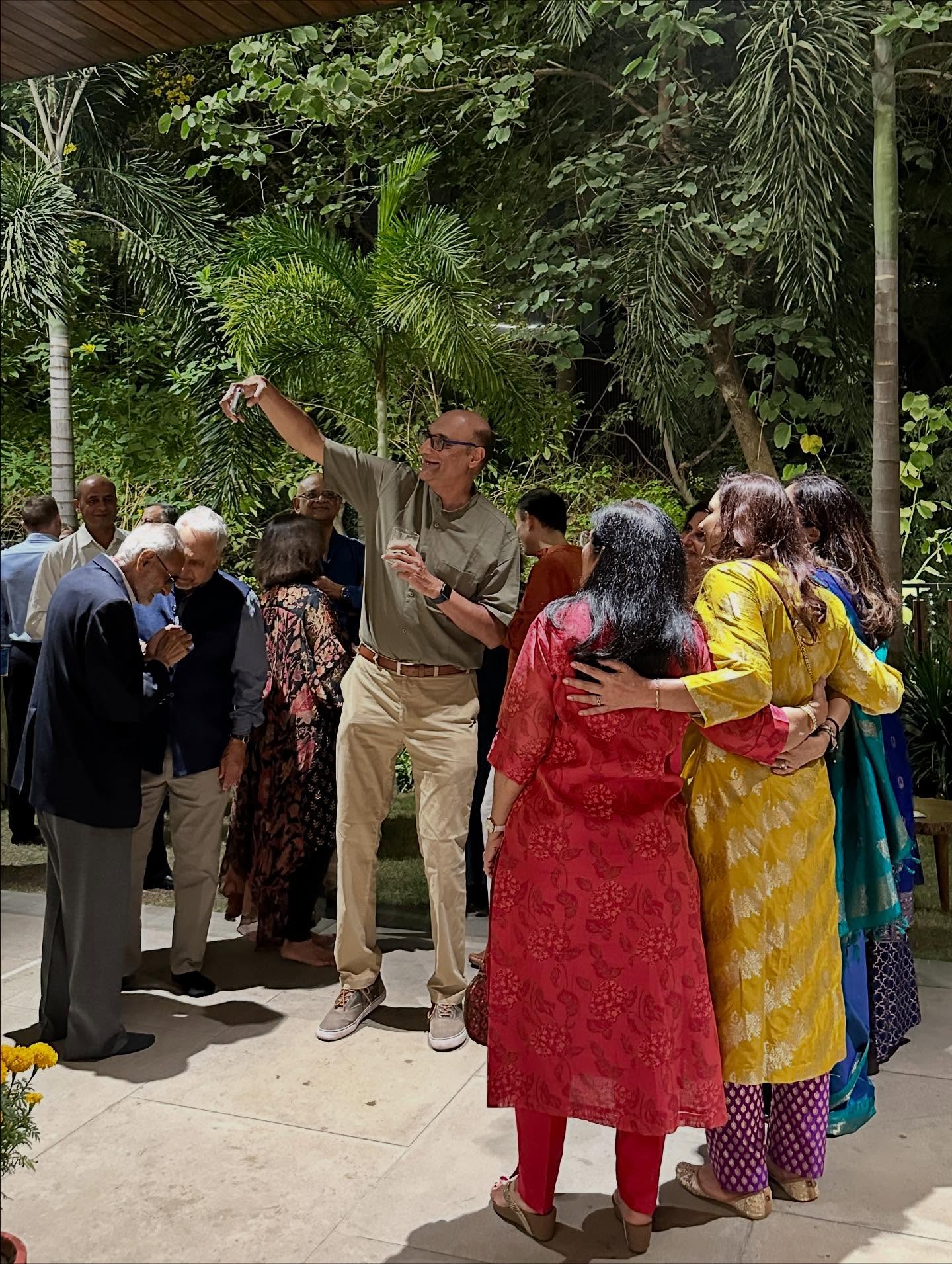 1人以上の画像のようです