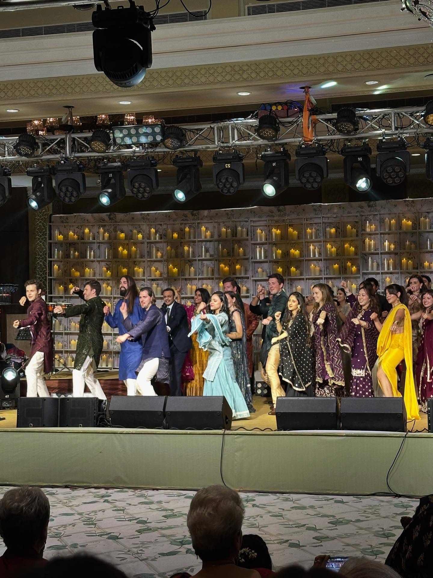 1人以上の画像のようです