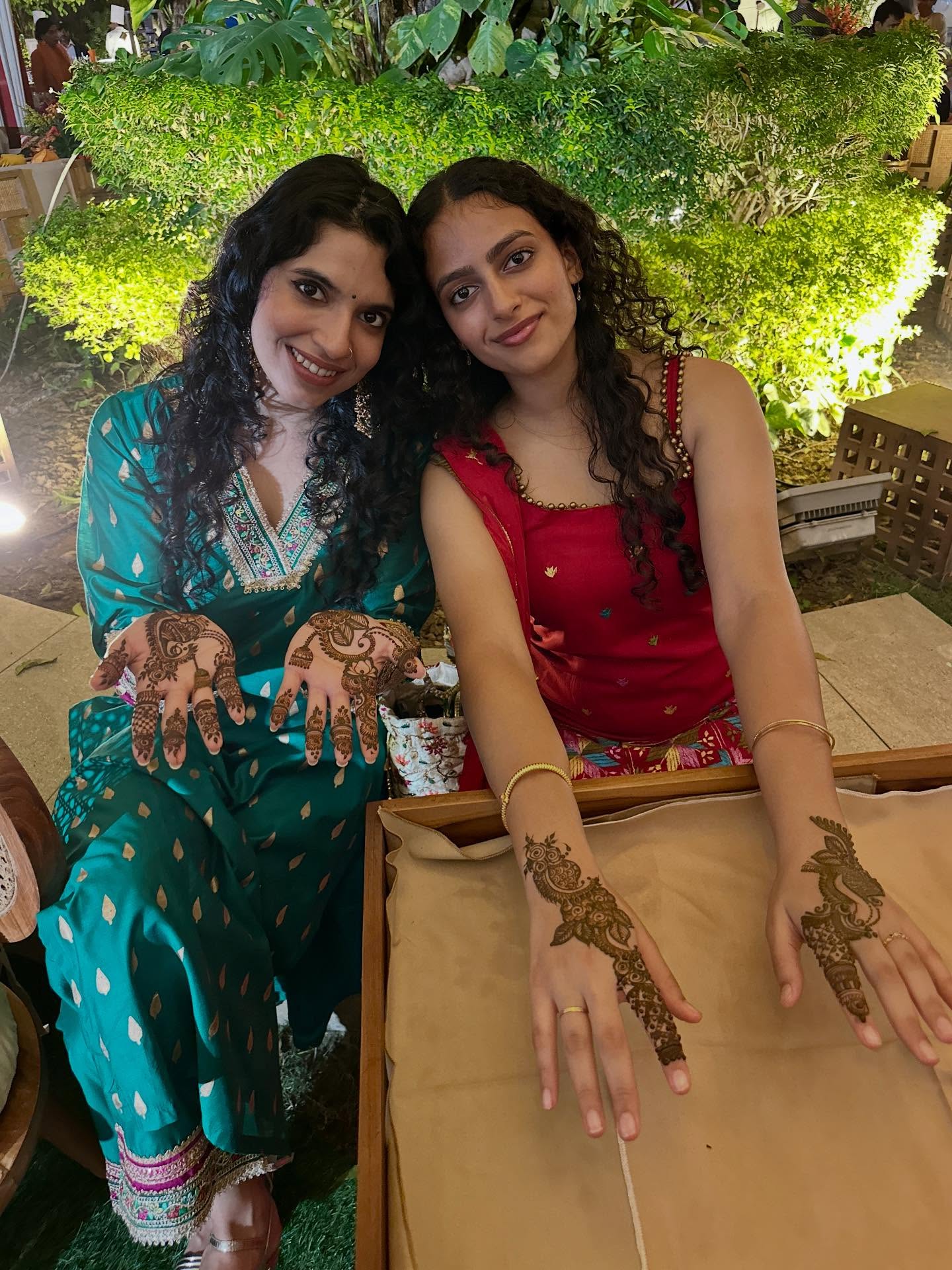 1人以上、ヘナの画像のようです