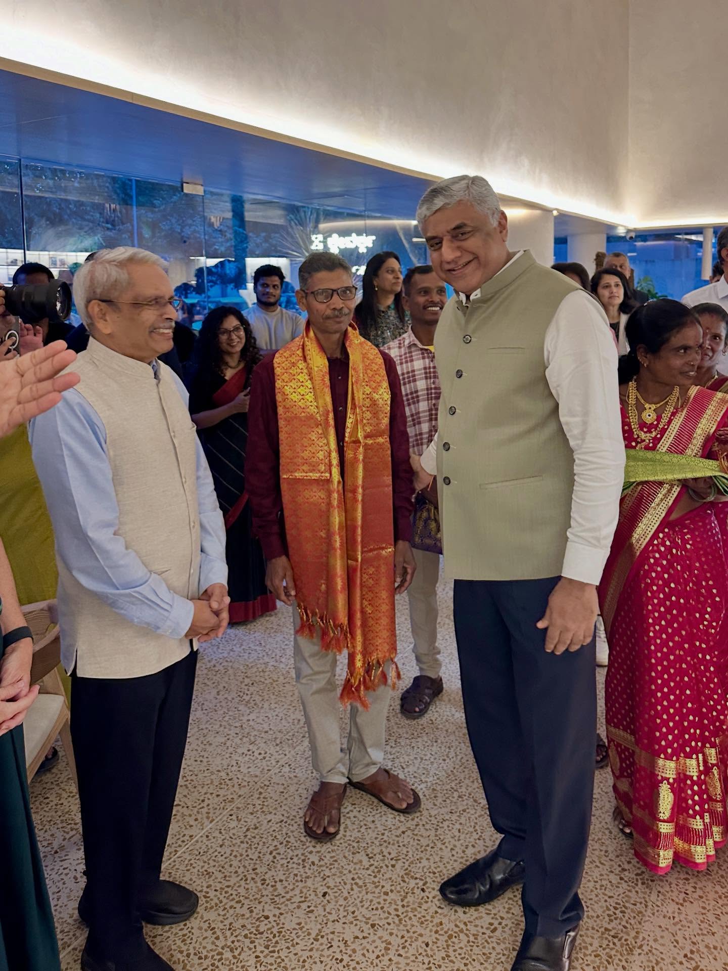 1人以上の画像のようです