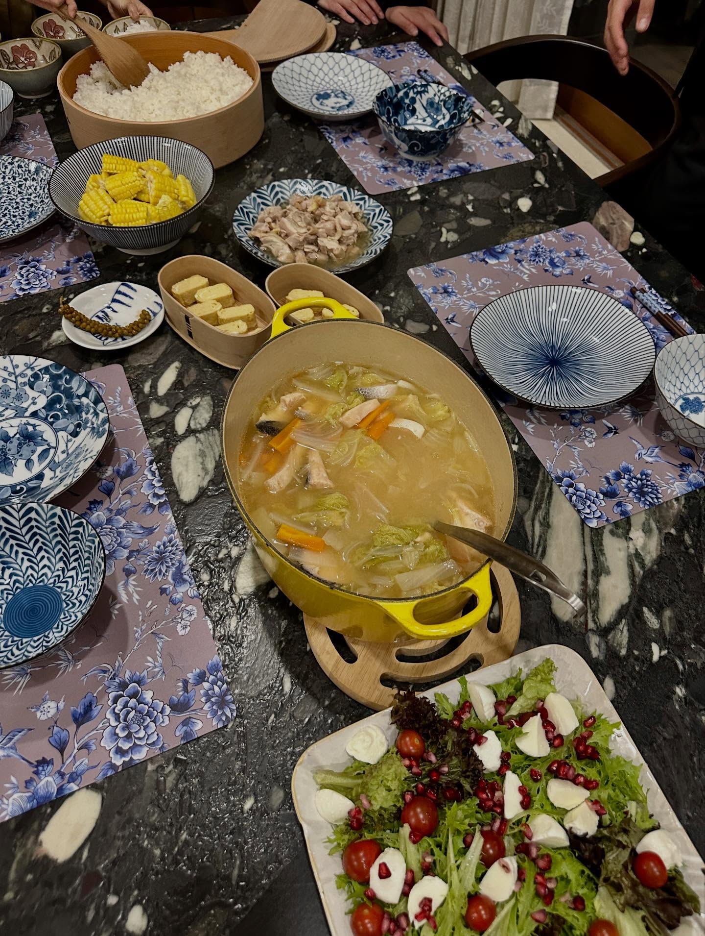 鍋料理、フォンデュの画像のようです