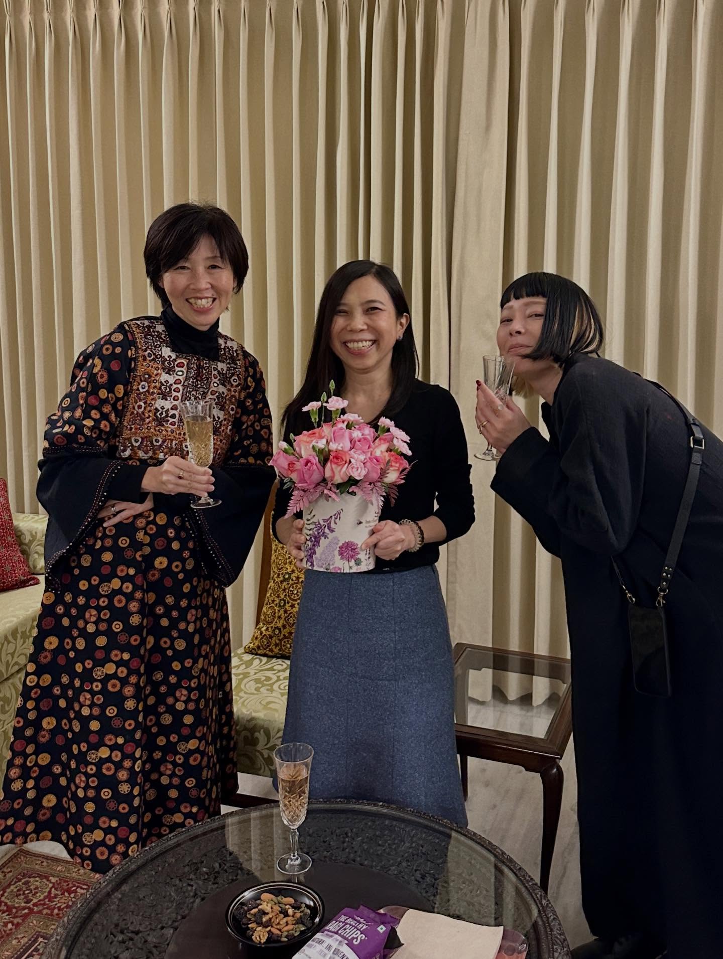 1人以上、テキストの画像のようです