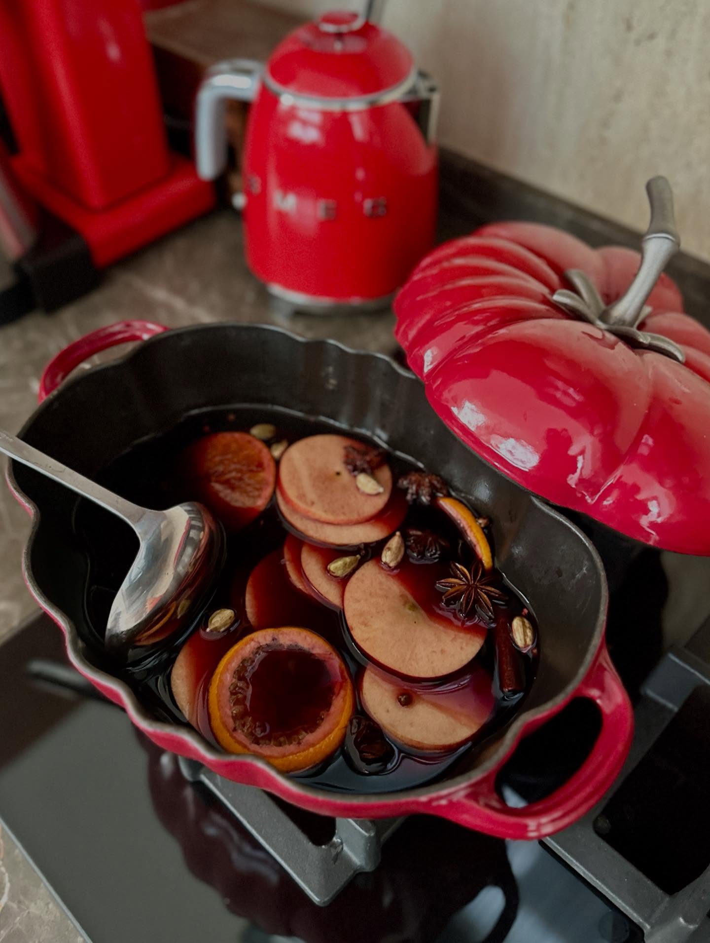 リンゴ、タルトの画像のようです